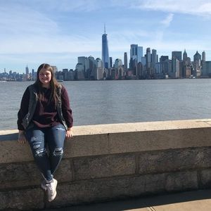 Meet your Posher, Anna